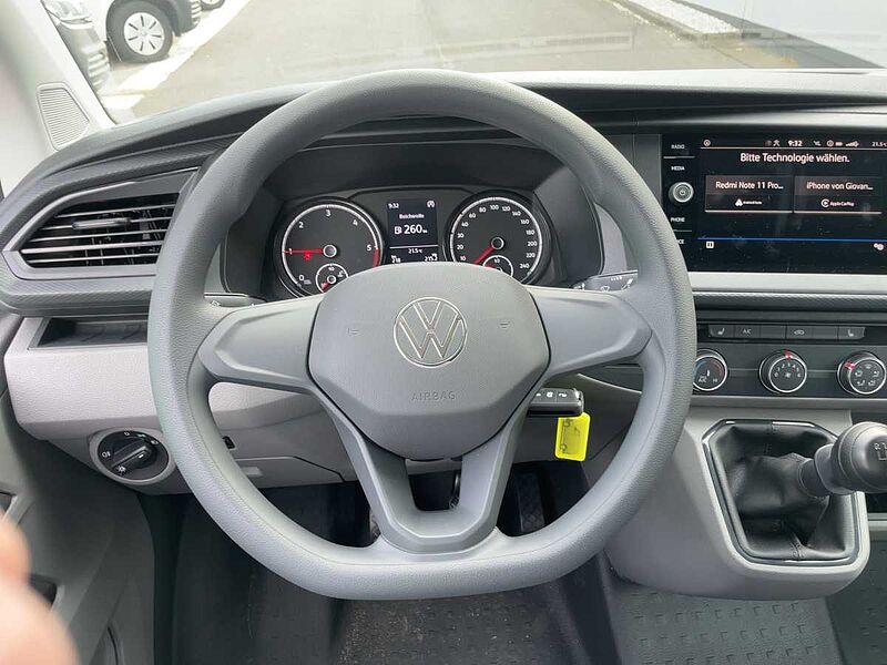 Volkswagen T6.1 Transporter Kasten Motor: 2.0 l TDI SCR 81 kW Getriebe: 5-Gang Radstand: 30 T6