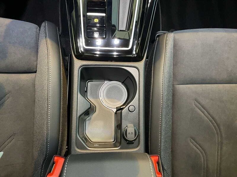 Volkswagen Golf Style 2.0 l TDI DSG LED NAVI PDC