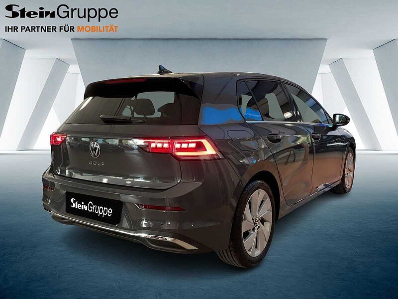 Volkswagen Golf Style 2.0 l TDI DSG LED NAVI PDC