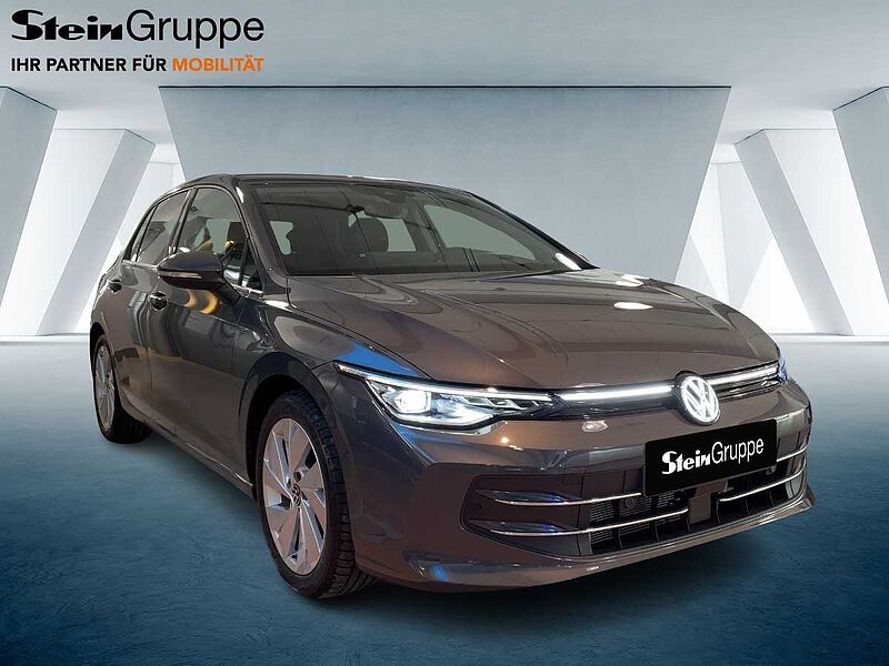 Volkswagen Golf Style 2.0 l TDI DSG LED NAVI PDC