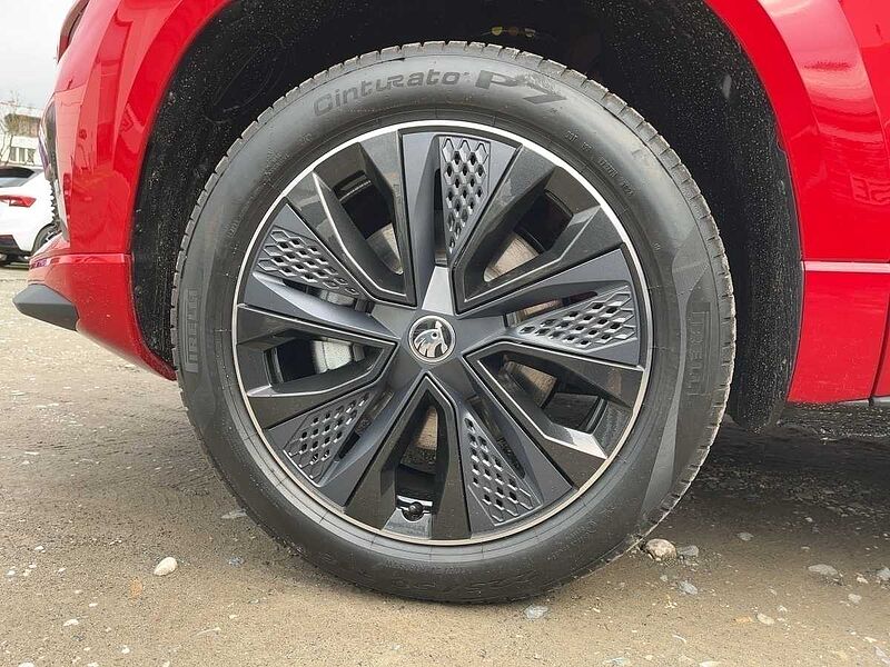 SKODA Karoq 2.0 TDI Sportline AHK ACC Navi Virt LED Sportline