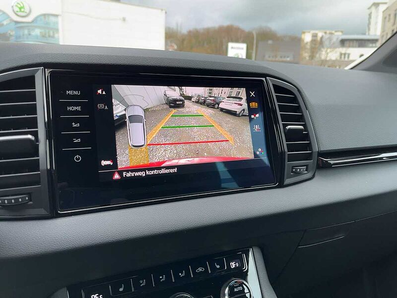 SKODA Karoq 2.0 TDI Sportline AHK ACC Navi Virt LED Sportline