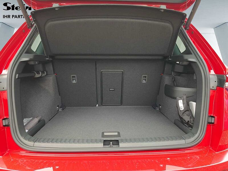 SKODA Karoq 2.0 TDI Sportline AHK ACC Navi Virt LED Sportline