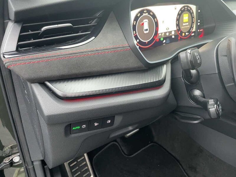 SKODA Octavia Combi 2.0 TSI RS ACC Virt Navi PDC W