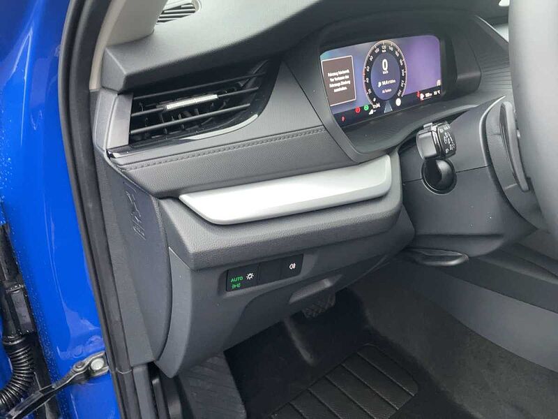 SKODA Octavia Combi 2.0 TDI W Selection LED PDC W Selection