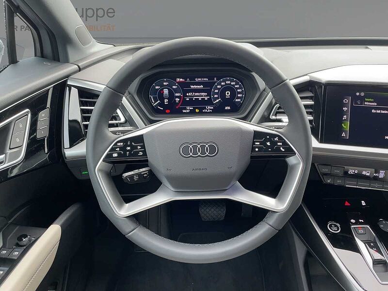 Audi Q4 40 e-tron basis STH MATRIX SpurH el. Heck LM 40 basis