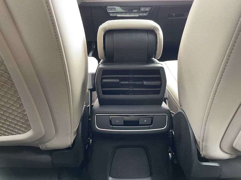Audi Q4 40 e-tron basis STH MATRIX SpurH el. Heck LM 40 basis