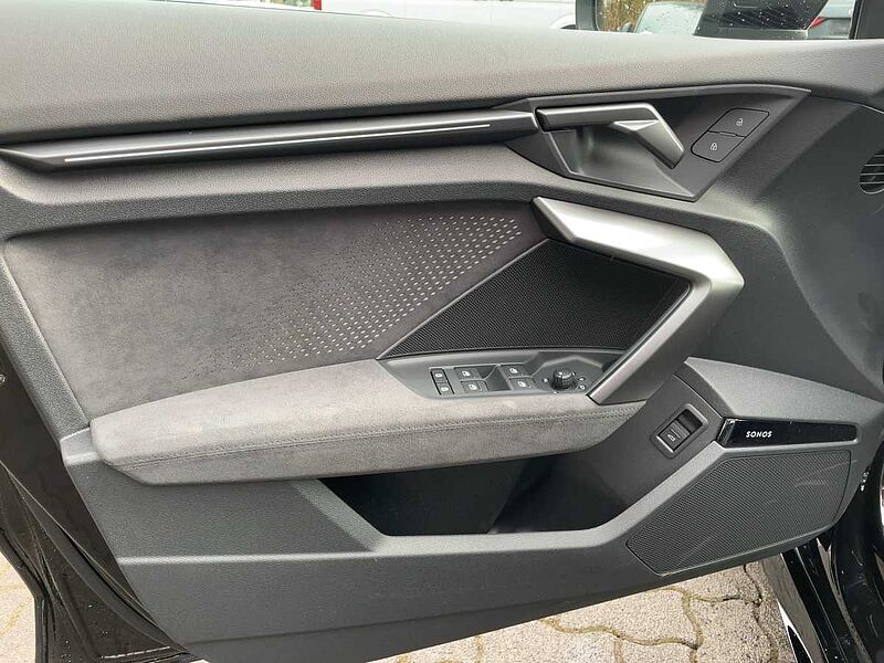 Audi RS 3 Sportback 294(400) S tronic PANO/SONOS/SAGA RS3