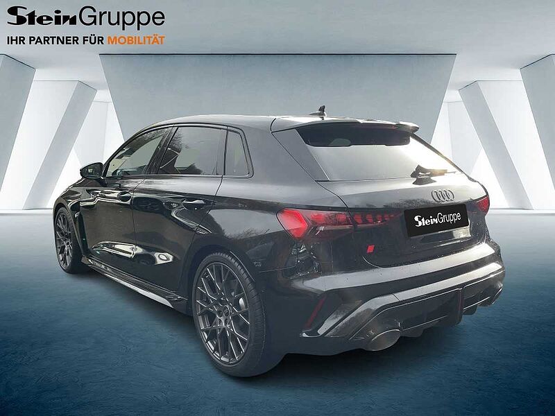 Audi RS 3 Sportback 294(400) S tronic PANO/SONOS/SAGA RS3