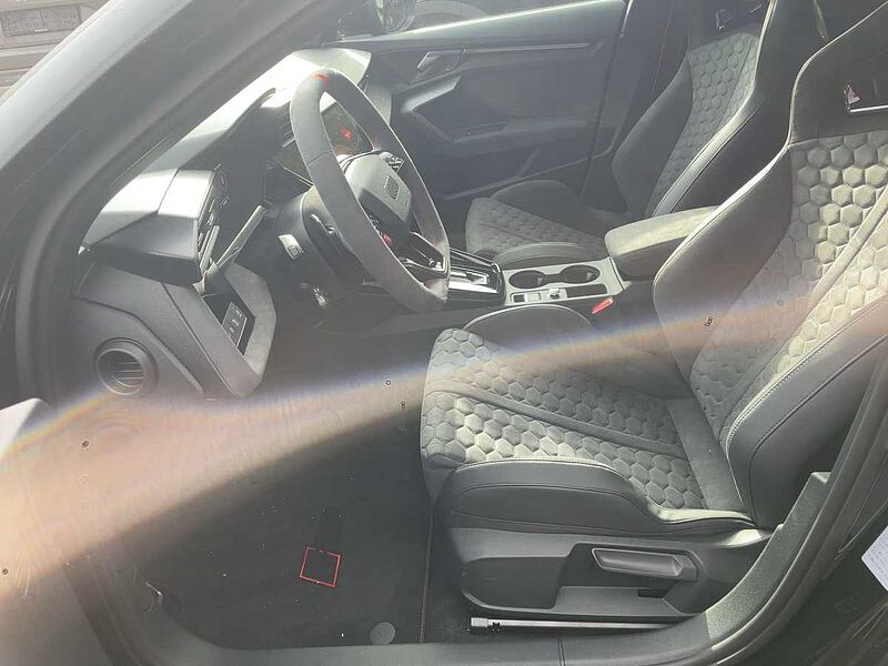 Audi RS 3 Sportback 294(400) S tronic PANO/SONOS/SAGA RS3