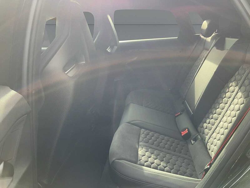 Audi RS 3 Sportback 294(400) S tronic PANO/SONOS/SAGA RS3