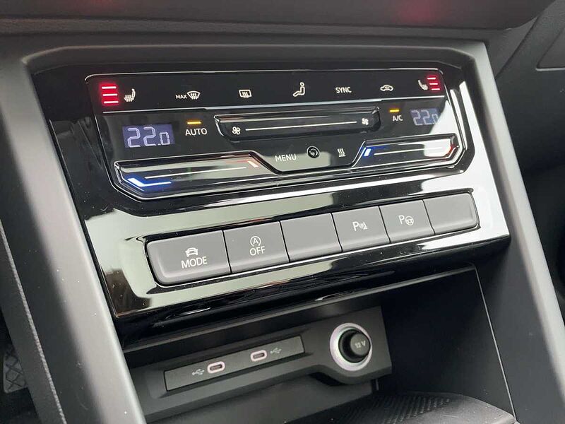Volkswagen Touran 2.0 TDI BMT Highline AHK Navi ACC Virt Highline