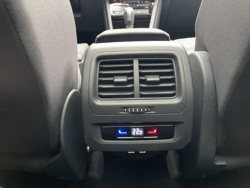 Volkswagen Touran 2.0 TDI BMT Highline AHK Navi ACC Virt Highline