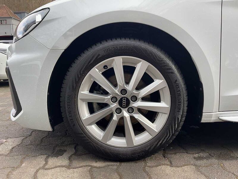 Audi A1 Sportback 30 1.0 TFSI S-Line Virt Navi Leder