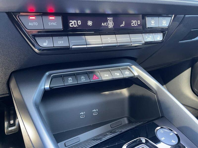Audi A3 Sportback S line S tronic PANO LED BUSINESS