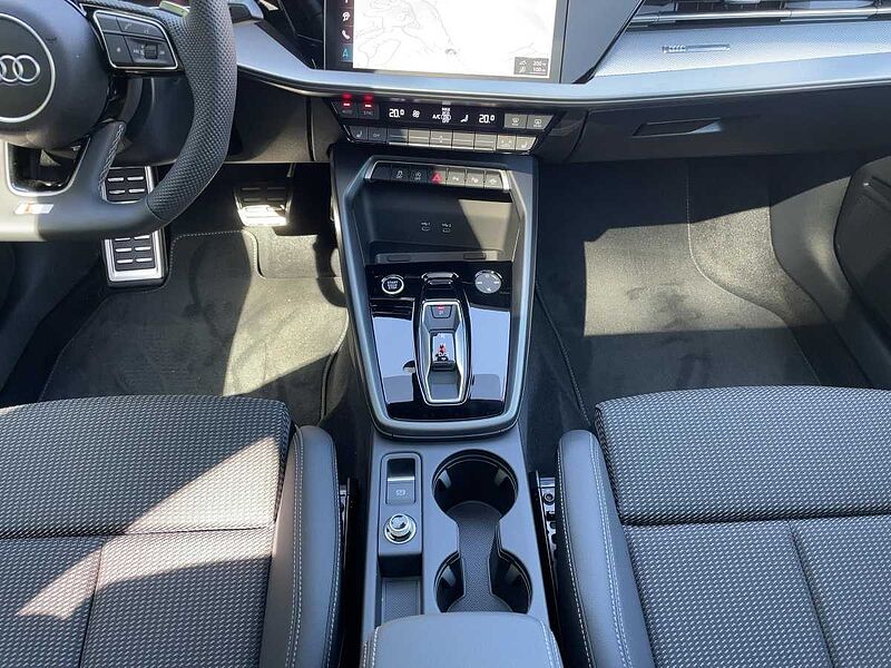 Audi A3 Sportback S line S tronic PANO LED BUSINESS