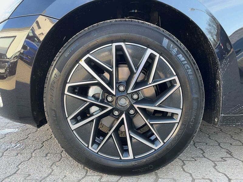 SKODA Octavia Combi 110kW 2.0 TDI Selection ACC Navi W