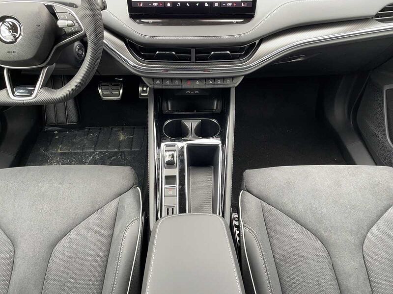 SKODA Enyaq 85x Sportline ACC LED Navi PDC Leder