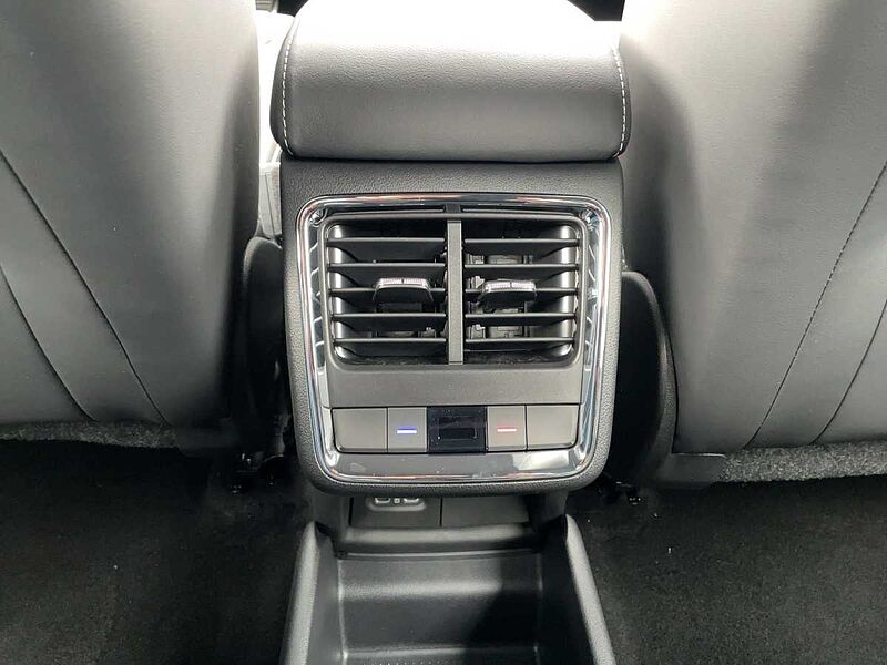 SKODA Enyaq 85x Sportline ACC LED Navi PDC Leder