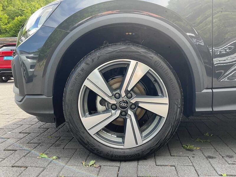 Audi Q2 30 TFSI Schaltgetriebe LED SHZ SOUND APP