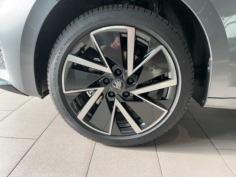 SKODA Octavia Combi 110kW 2.0 TDI Sportline AHK ACC W