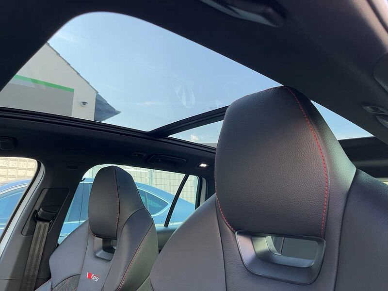 SKODA Octavia Combi 2.0 TSI W RS ACC Virt Navi PDC