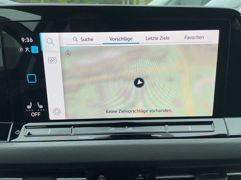 Volkswagen Golf VIII 1.5 TSI Style Navi ACC Virt LED PDC