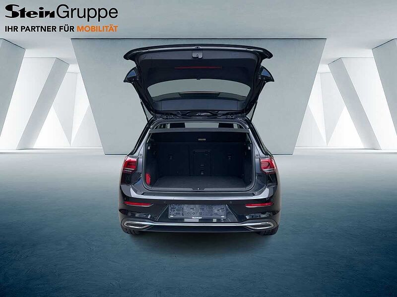 Volkswagen Golf VIII 2.0 TDI Active Virt LED CarPlay PDC