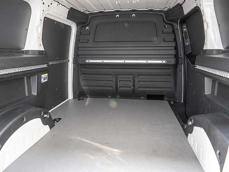 Volkswagen ID. Buzz Cargo Klima app connect AHK ID. Buzz
