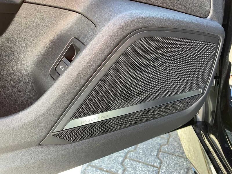 Audi RS 6 Avant PANO AHK B&O MATRIX RS-AGA RS6