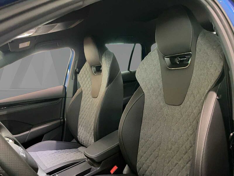 SKODA Octavia Combi 110kW 2.0 TDI Sportline AHK ACC W