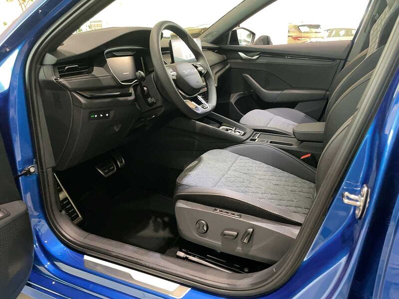 SKODA Octavia Combi 110kW 2.0 TDI Sportline AHK ACC W