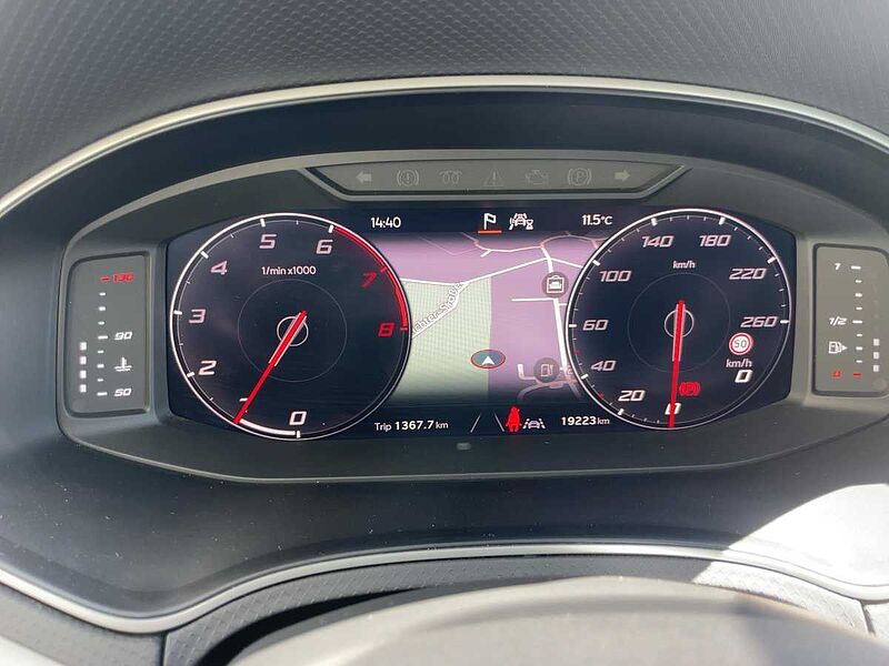 SEAT Arona 1.0 TSI FR Navi ACC Virt LED PDC CarPlay