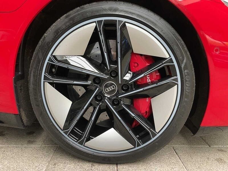 Audi e-tron GT RS quattro ACC Virt Navi PDC HUD Pano basis