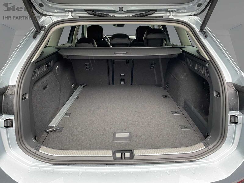 Volkswagen Passat Variant 1.5 eTSI W Business ACC Virt LED
