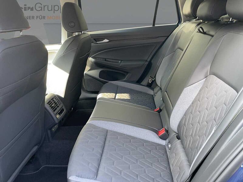Volkswagen Golf VIII Variant 1.5 eTSI 85 kW Goal ACC Virt