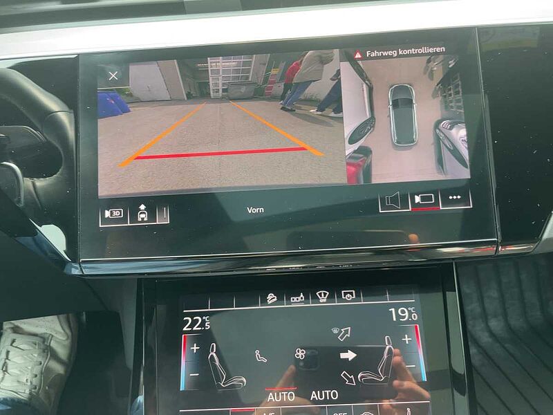 Audi e-tron 55 quattro adva nced ACC AHK Virt Navi