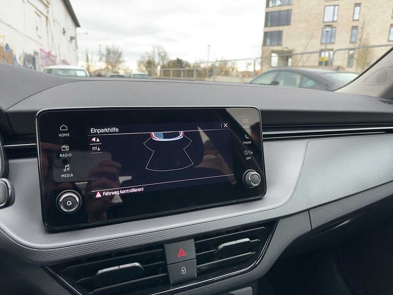 SKODA Kamiq 1.0 TSI Essence LED PDC