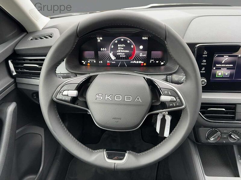 SKODA Kamiq 1.0 TSI Essence LED PDC
