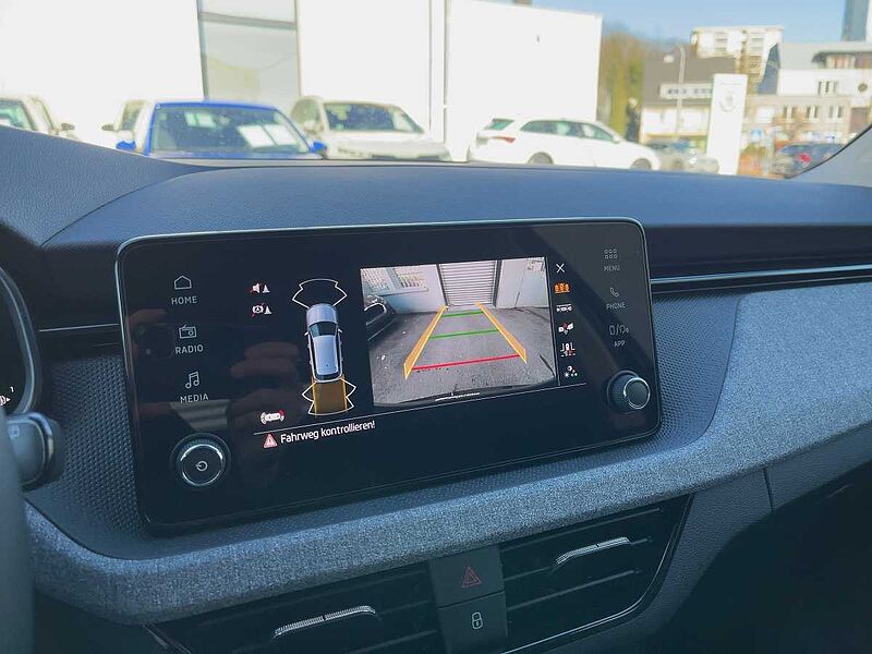 SKODA Kamiq 1.0 TSI Selection LED PDC Matrix Kamera