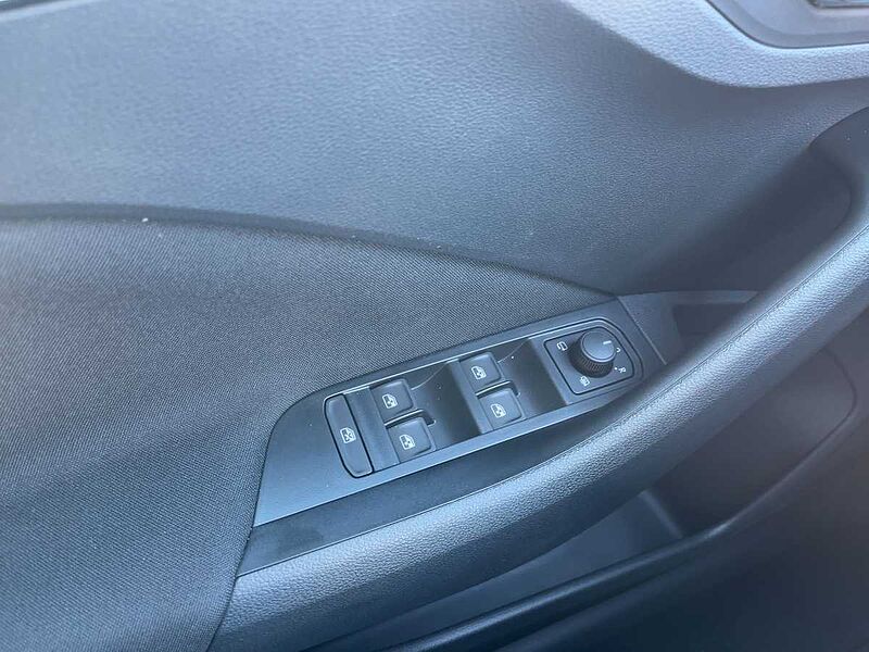 SKODA Kamiq 1.0 TSI Selection LED PDC Matrix Kamera
