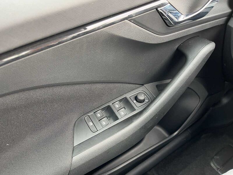 SKODA Kamiq 1.0 TSI Essence LED PDC