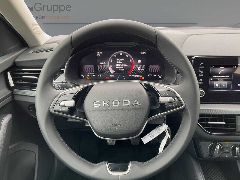 SKODA Kamiq 1.0 TSI Essence LED PDC