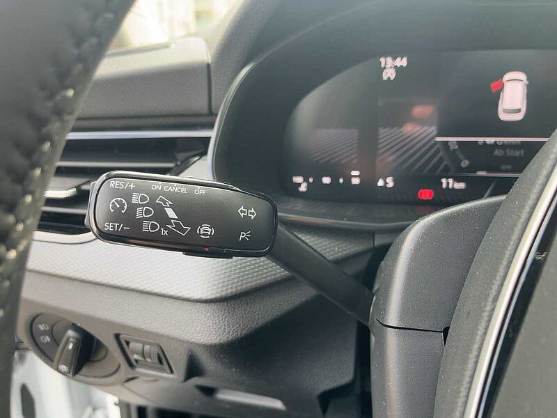 SKODA Kamiq 1.0 TSI Essence LED PDC