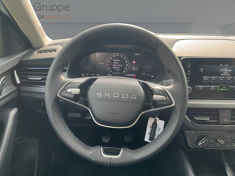 SKODA Kamiq 1.0 TSI Essence LED PDC