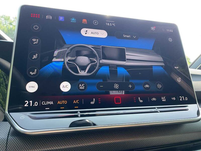 Volkswagen Golf VIII 2.0 TSI W GTI Navi ACC Virt CarPlay