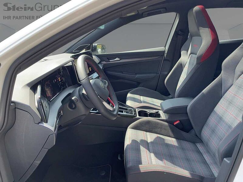 Volkswagen Golf VIII 2.0 TSI W GTI Navi ACC Virt CarPlay