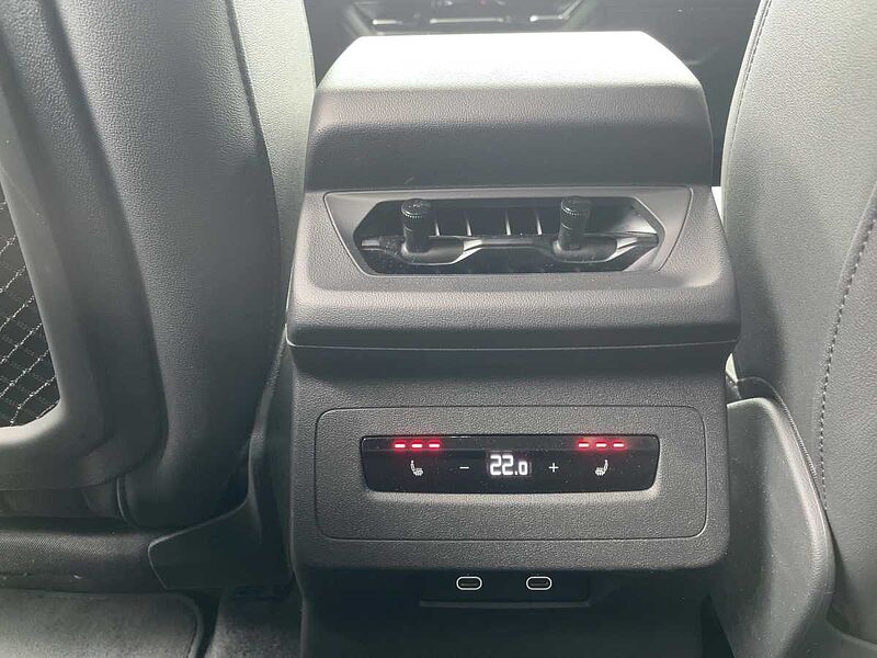 Audi Q6 e-tron quattro W ACC Virt Navi LED PDC HUD