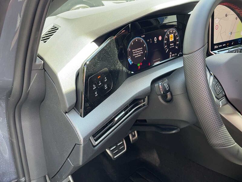 Volkswagen Golf VIII 2.0 TSI W GTI Navi ACC Virt CarPlay