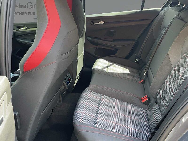 Volkswagen Golf VIII 2.0 TSI W GTI Navi ACC Virt CarPlay